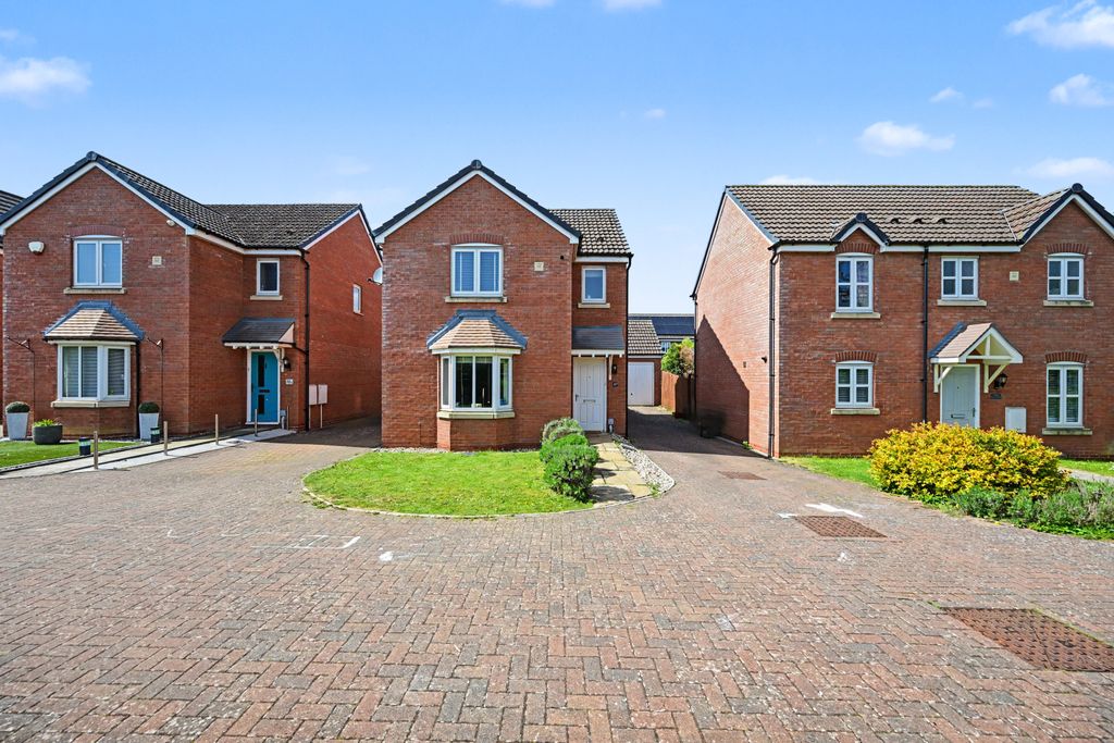 Property photo 1 of 21