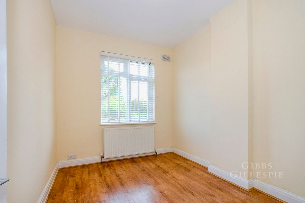 Property photo 3 of 13 Pbox-Img.Jpg
