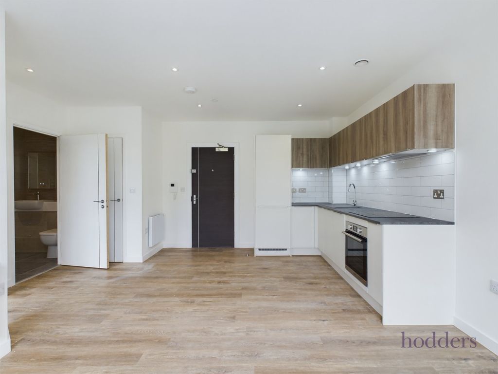 Property photo 3 of 7 Picture No. 12