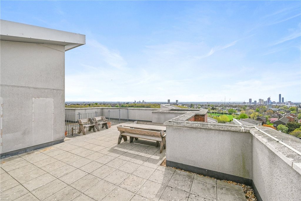 Property photo 2 of 10 Picture No. 19