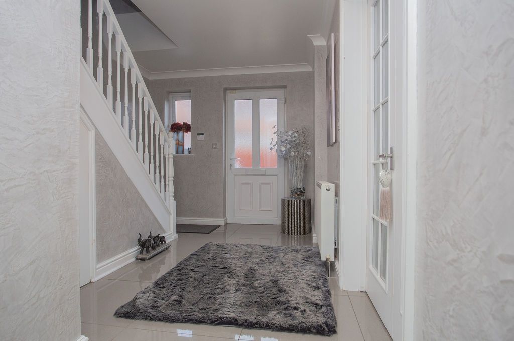 Property photo 2 of 27 25