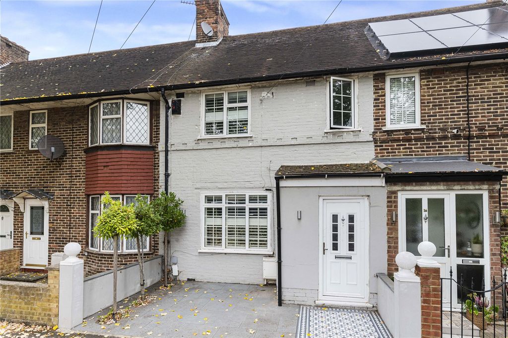 Property photo 1 of 12 Front