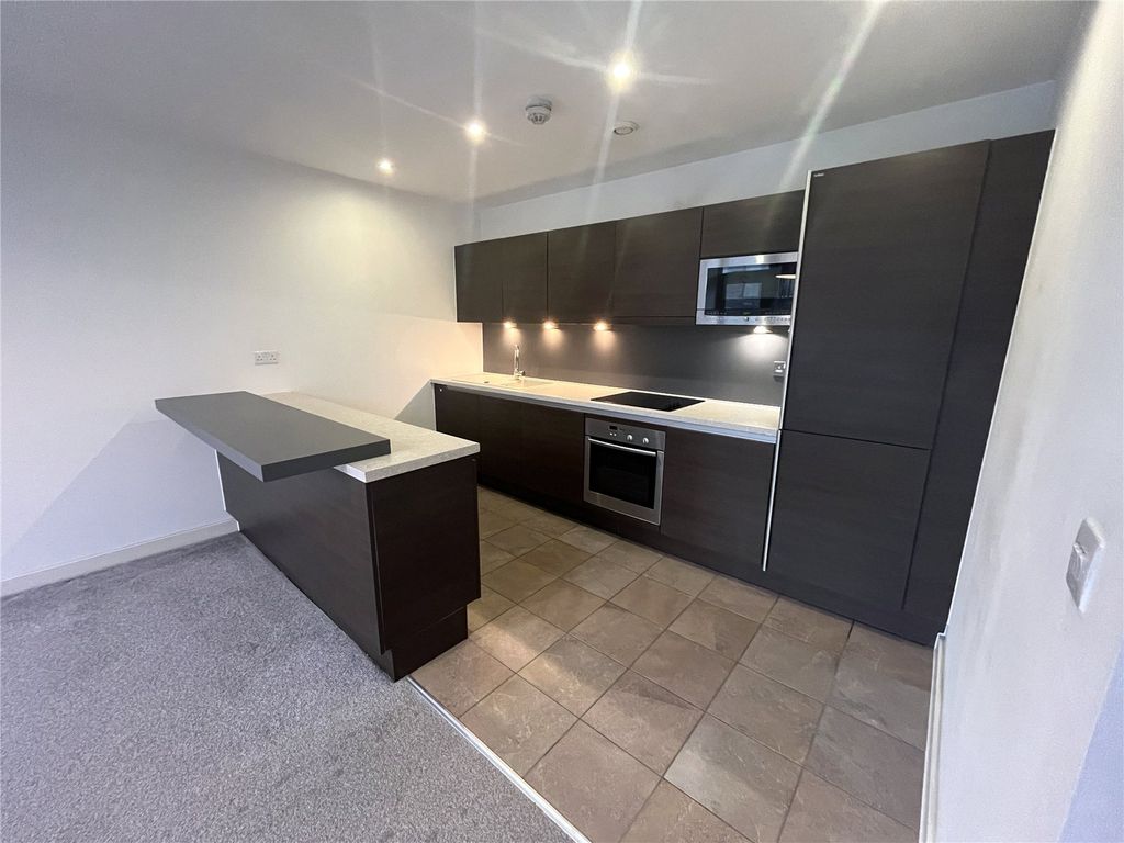 Property photo 3 of 11 Picture 3