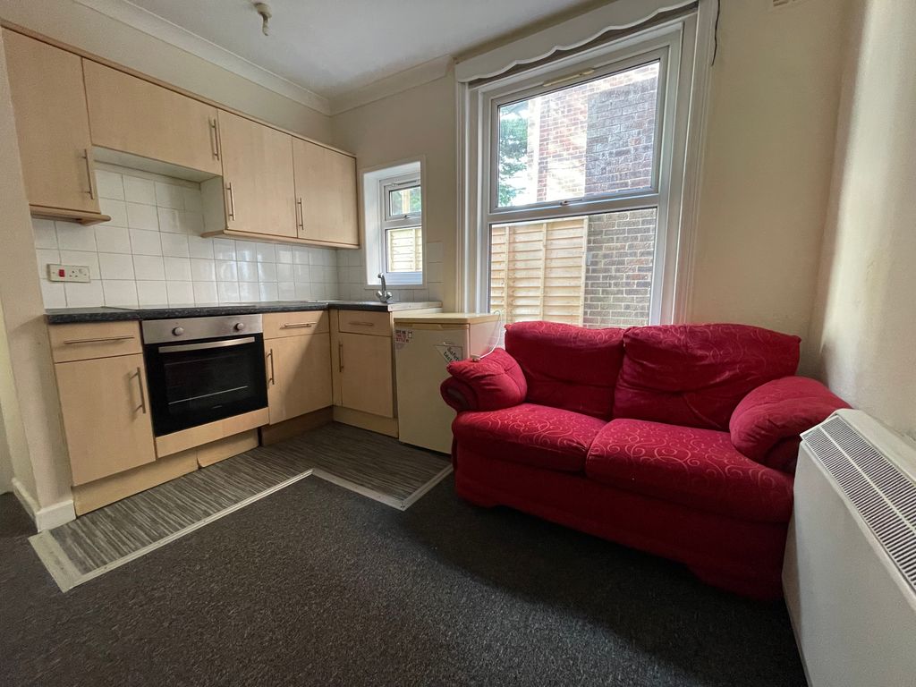 Property photo 2 of 4