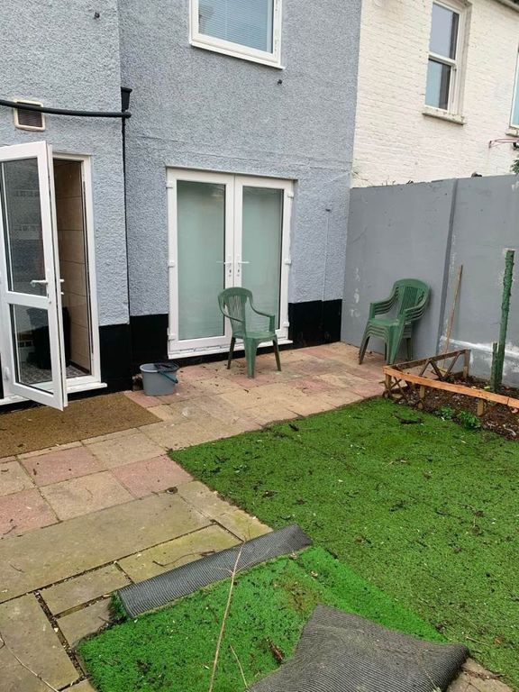 Property photo 2 of 3