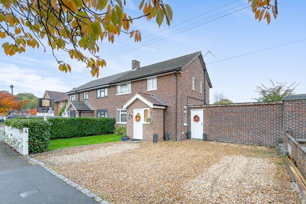 Property photo 1 of 9