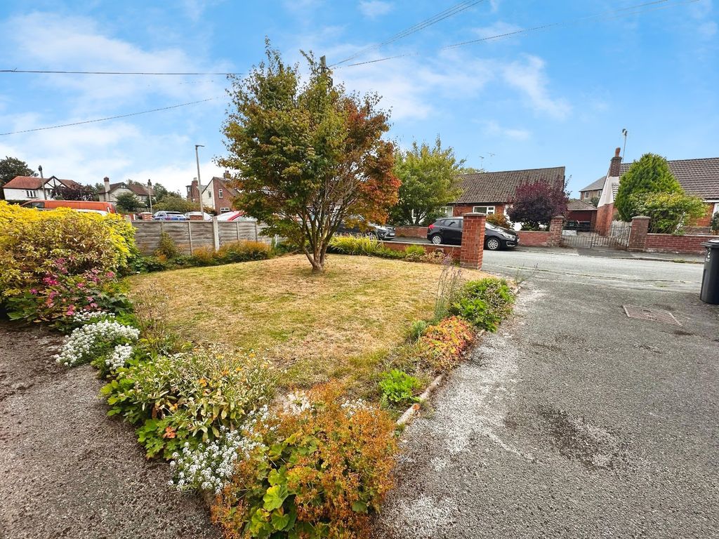 Property photo 3 of 12 Picture No. 18