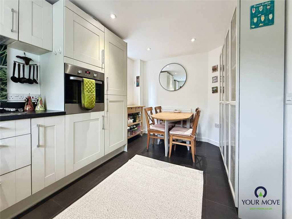 Property photo 3 of 16 Picture No. 09