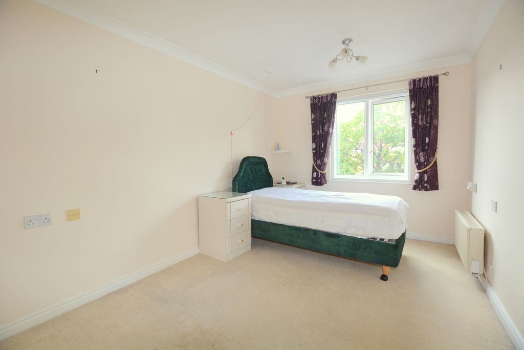 Property photo 3 of 13 Photo 9