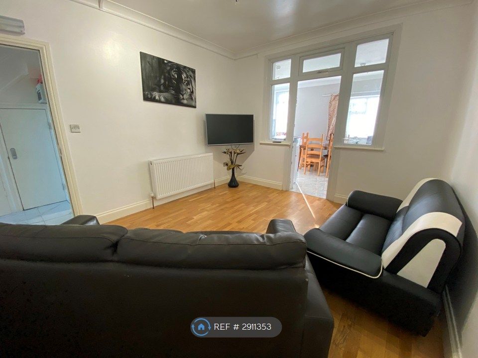 Property photo 2 of 7
