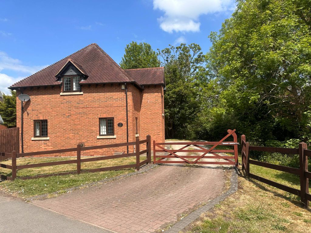 Property photo 2 of 21