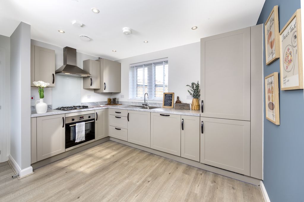 Property photo 1 of 7 Plot 224 Kitchen