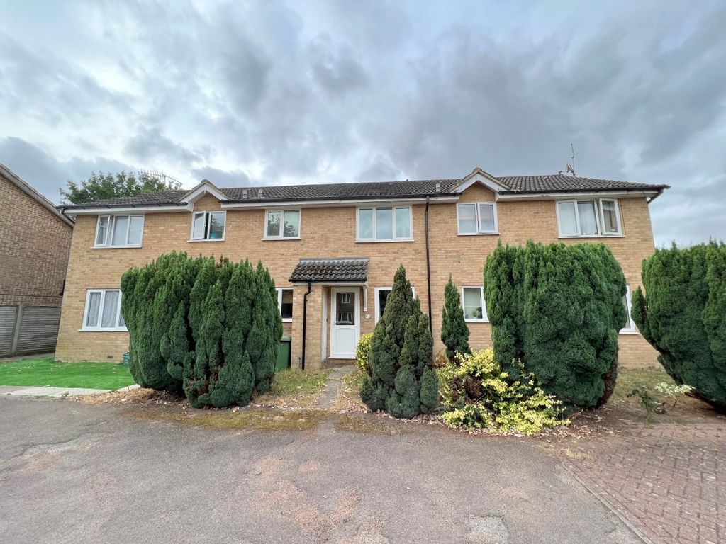 Property photo 1 of 8 1 Bed Unfurnished Terraced