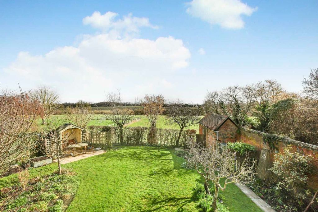 Property photo 3 of 33