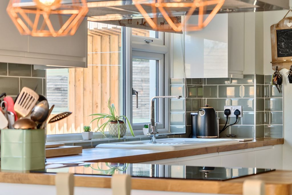 Property photo 3 of 31 1281318 (28)