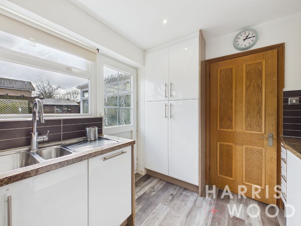 Property photo 3 of 34 4980753