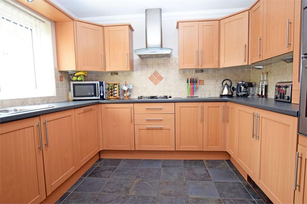 Property photo 3 of 8 Library Image