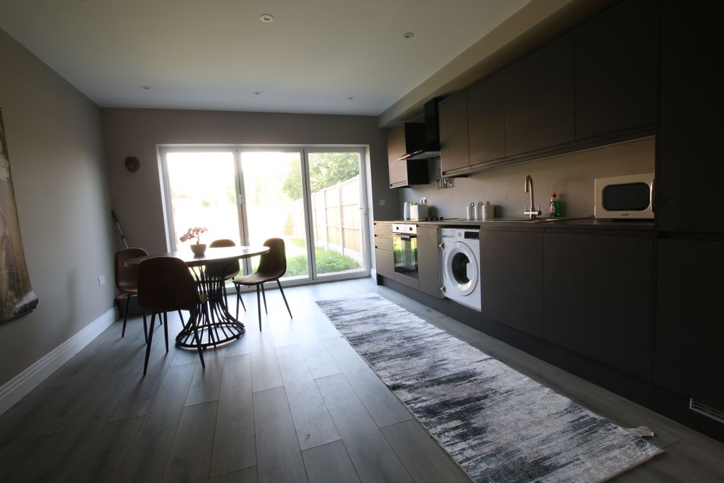 Property photo 1 of 17 Img_1130