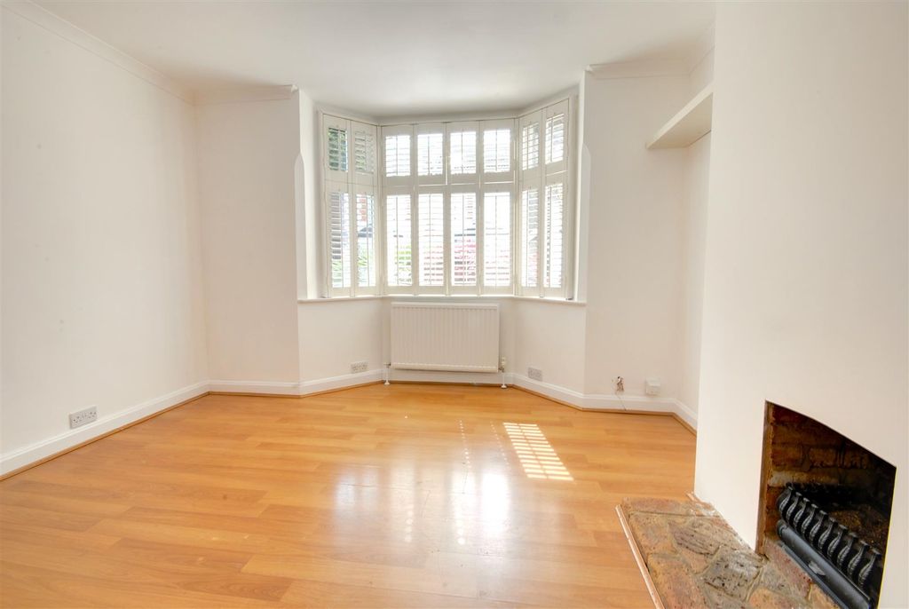 Property photo 2 of 13 Dsc_0505-Dsc_0507.Jpg