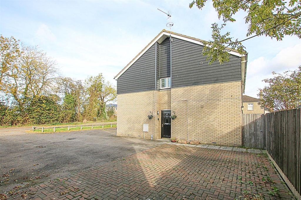 Property photo 1 of 10 Front.Jpg