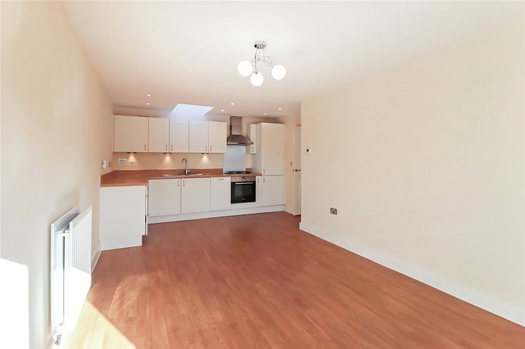 Property photo 3 of 14 Picture No. 44