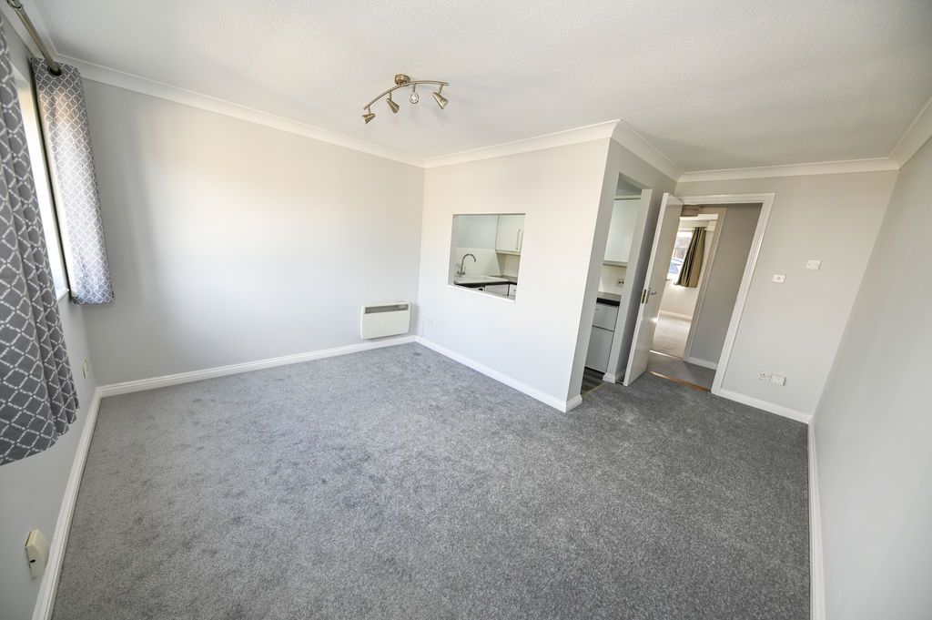 Property photo 3 of 11 Photo 3