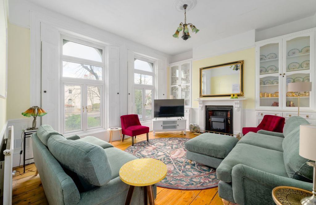 Property photo 1 of 27