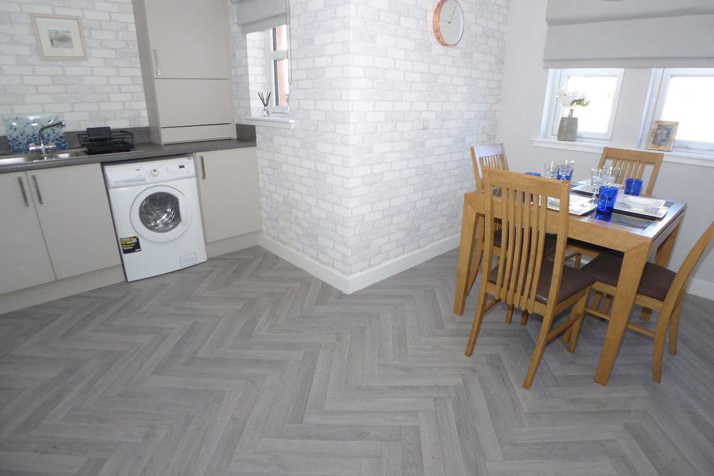Additional image 7 of 2 bed flat to rent45 Acorn Court, Cellardyke, Fife KY10
