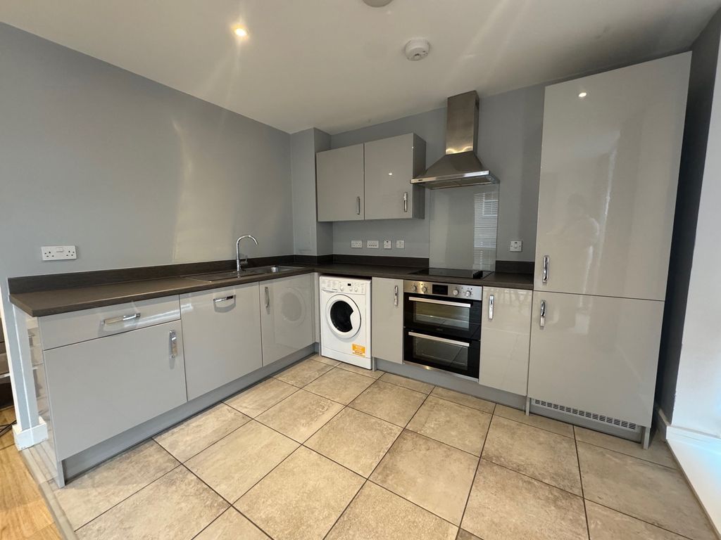 Property photo 3 of 10 Image