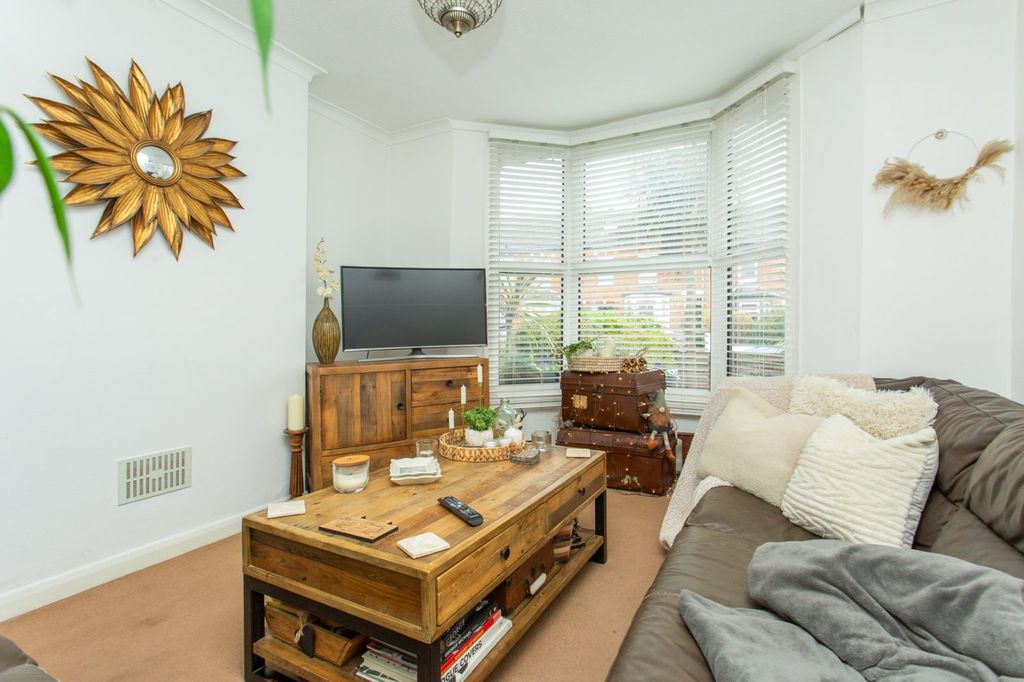 Property photo 2 of 13 Picture 2