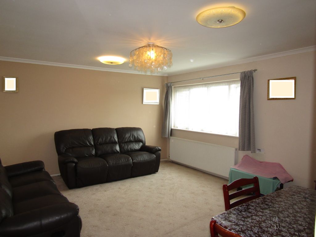 Property photo 3 of 13