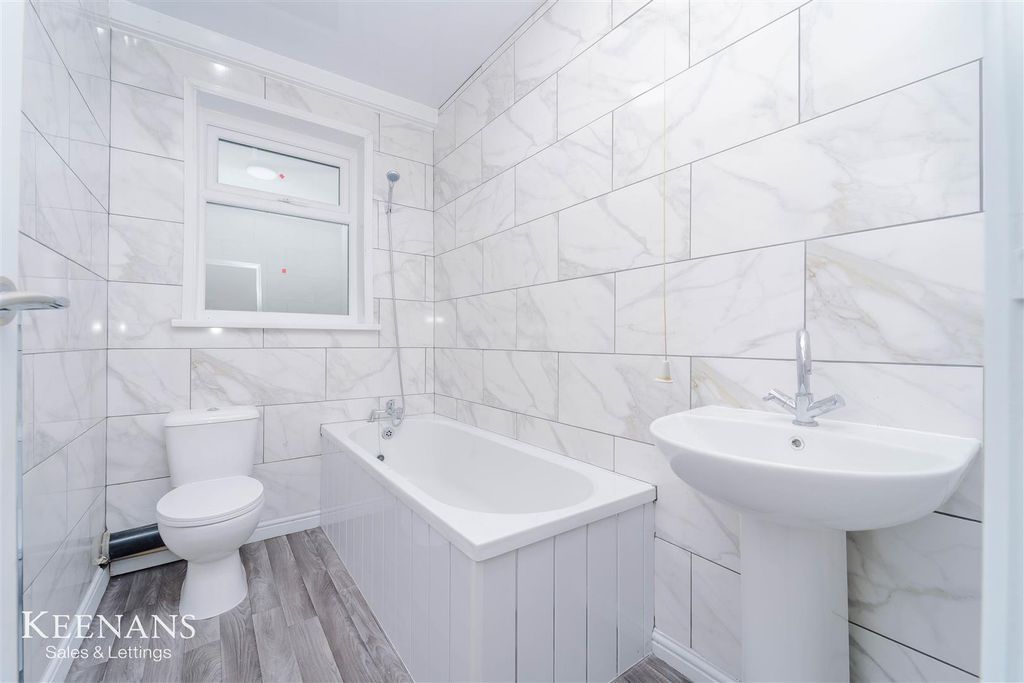 Property photo 2 of 19 6.Jpg