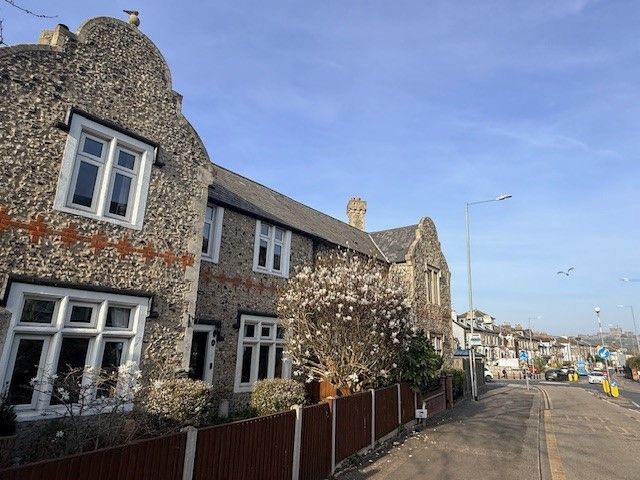 Property photo 2 of 40 Photo 2