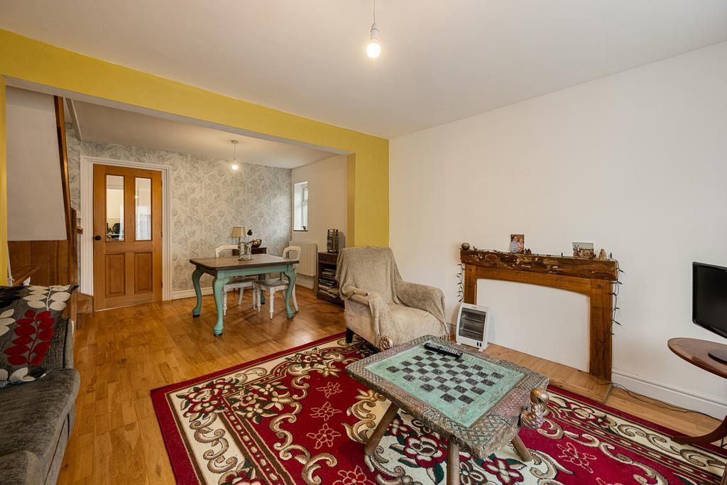 Property photo 2 of 12 Photo 2