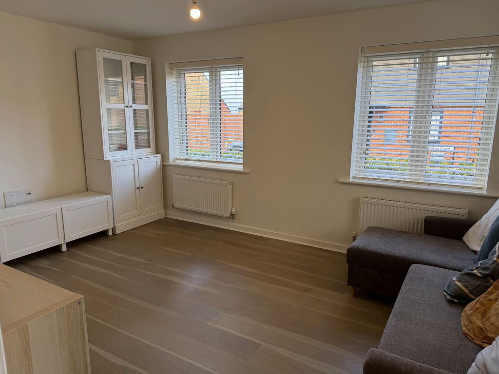 Property photo 2 of 7 Lounge