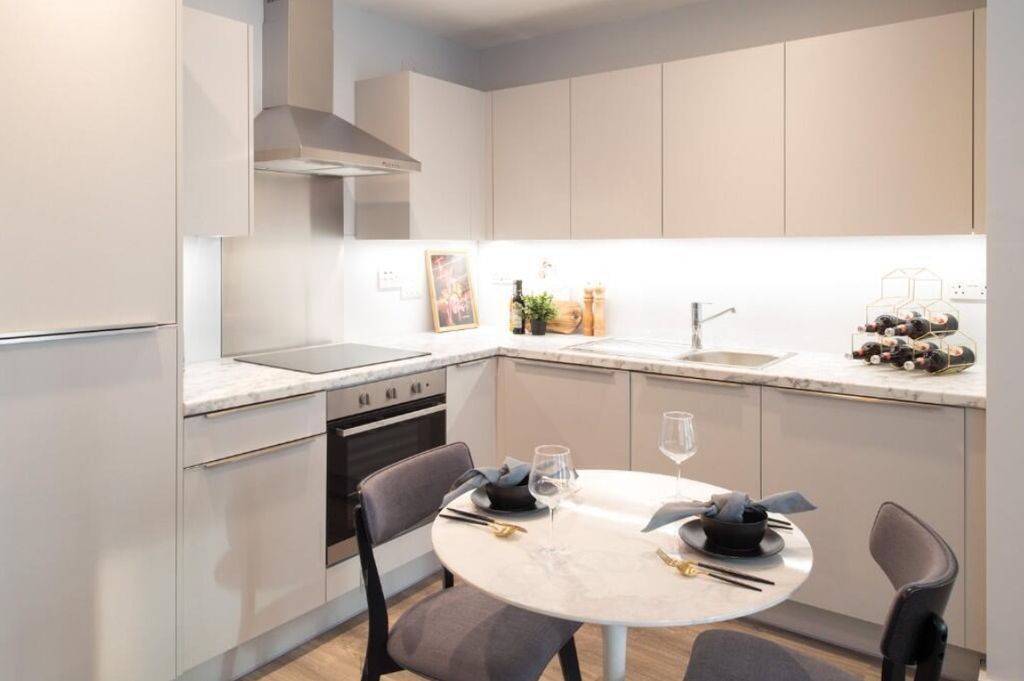 Property photo 1 of 4 Kitchen