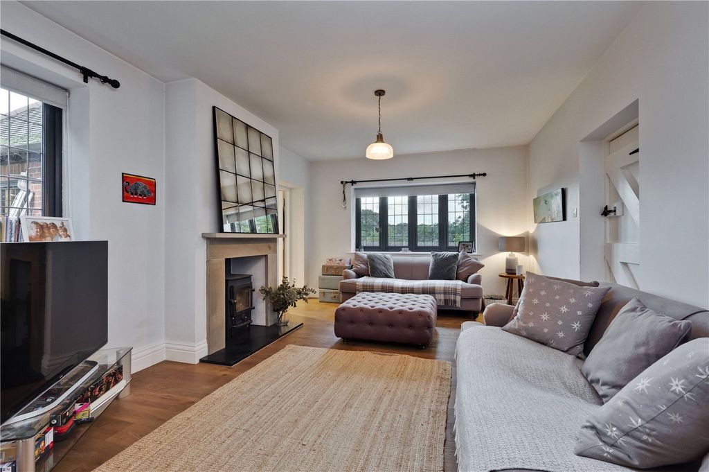 Property photo 2 of 14 Picture No. 08