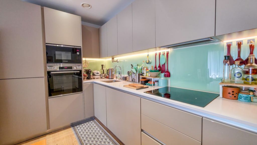 Property photo 3 of 30 20250906_144346