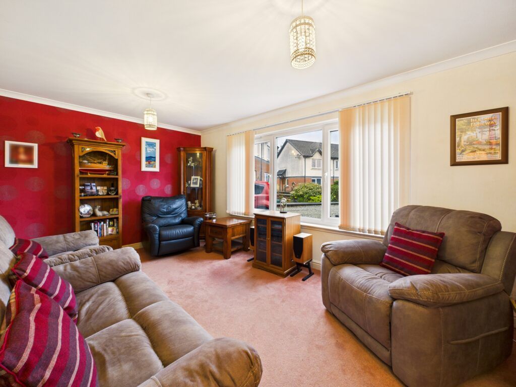 Property photo 2 of 18