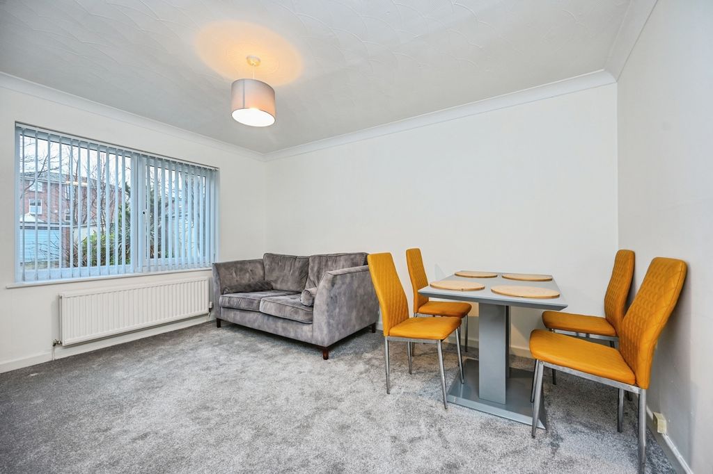 Property photo 2 of 11 Pbox-Img.Jpg