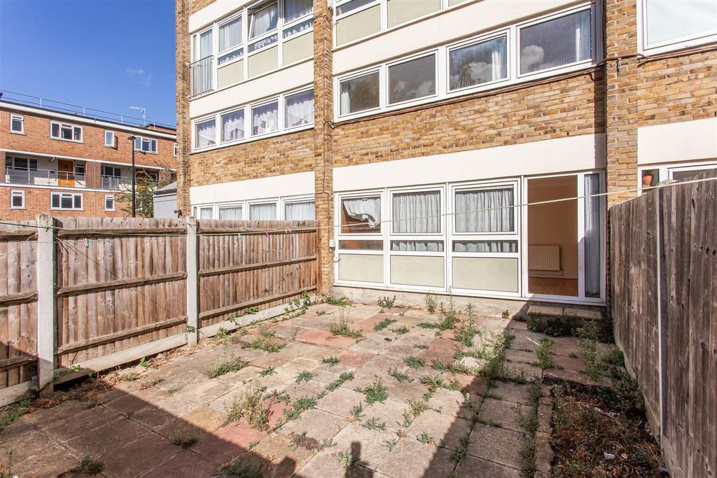 Property photo 3 of 18 Rear Garden
