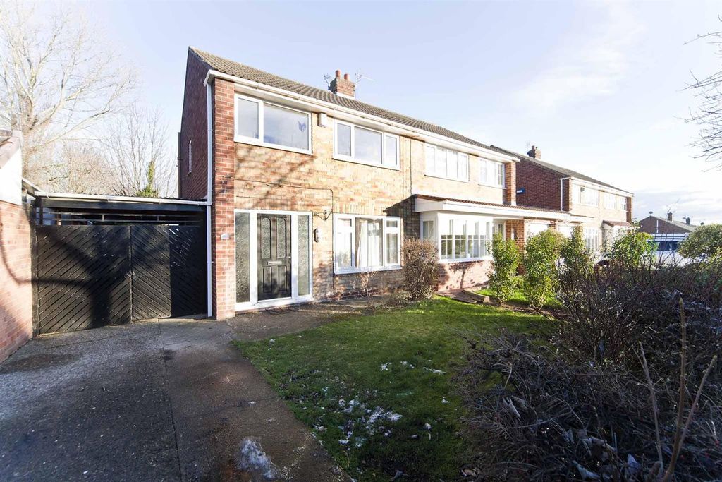 Property photo 1 of 25