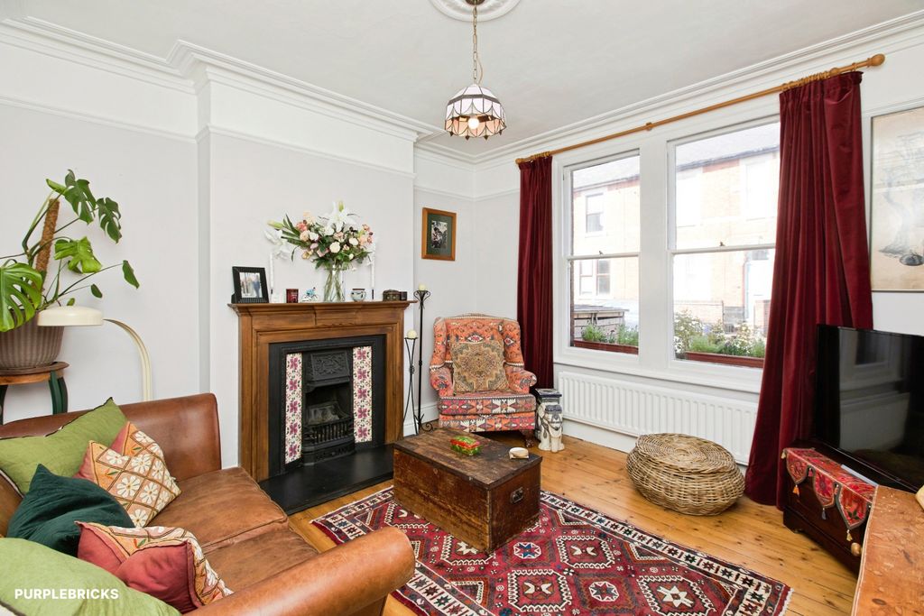 Property photo 2 of 15