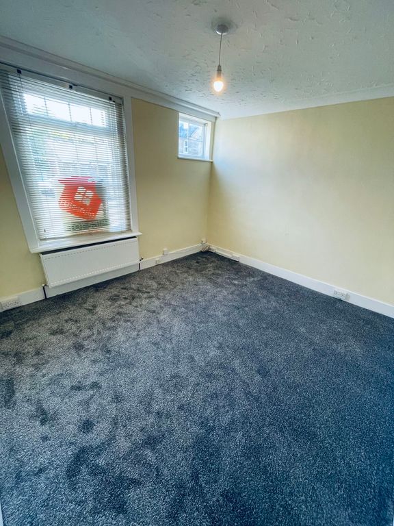 Property photo 2 of 17 Photo 2