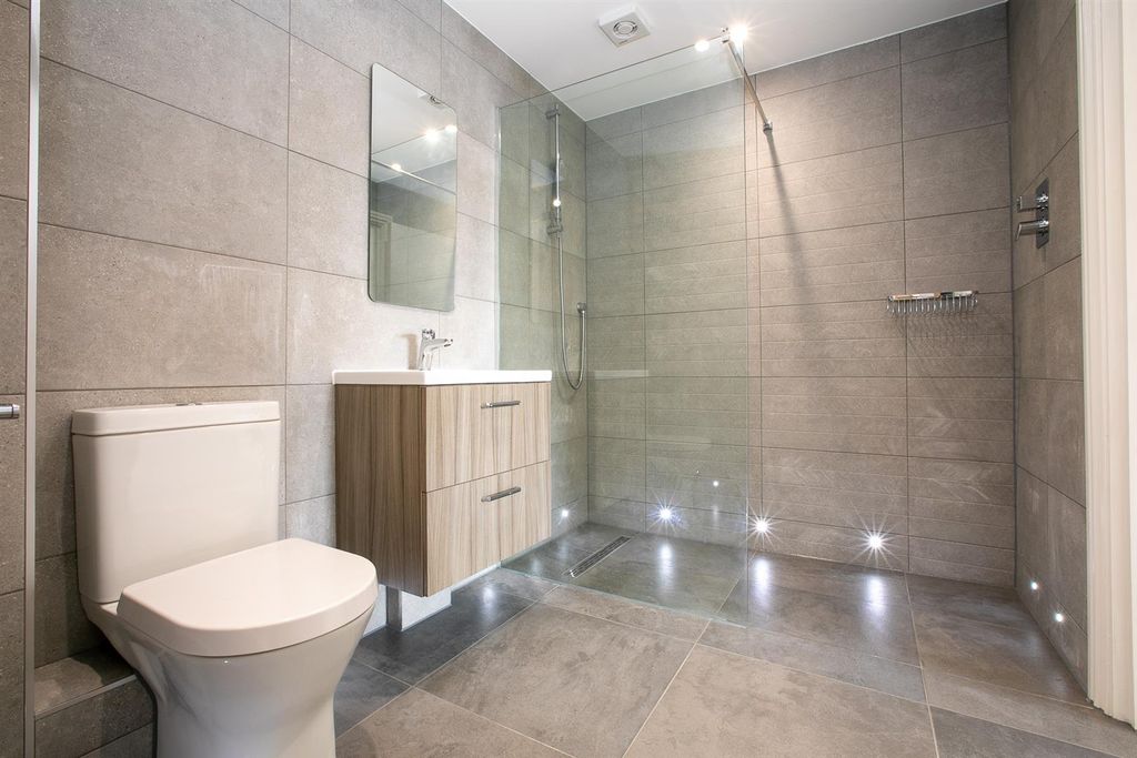 Property photo 3 of 17 3233-88.Jpg