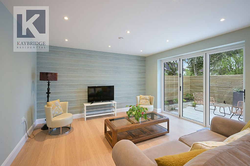 Property photo 3 of 11 Riverview Road, Epsom - Kt19 0Jq
