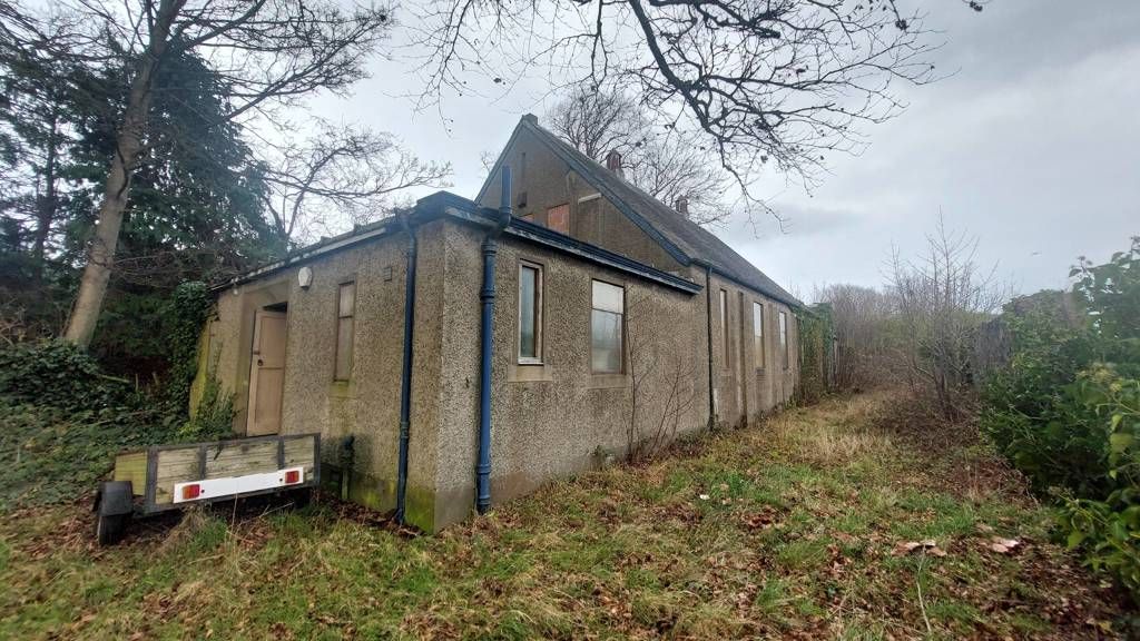 Property photo 1 of 5 Photo 3