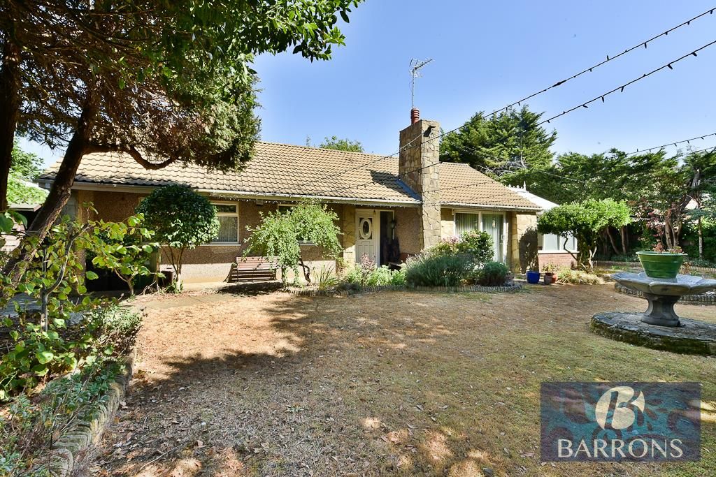 Property photo 2 of 23