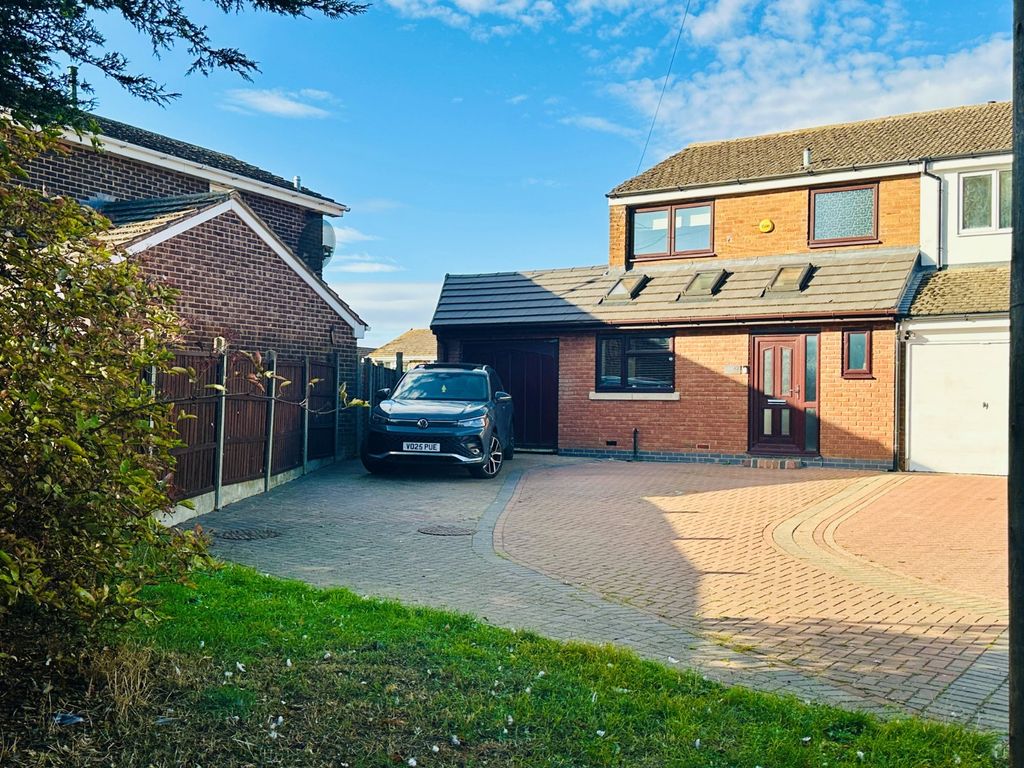 Property photo 1 of 22 Picture No. 25