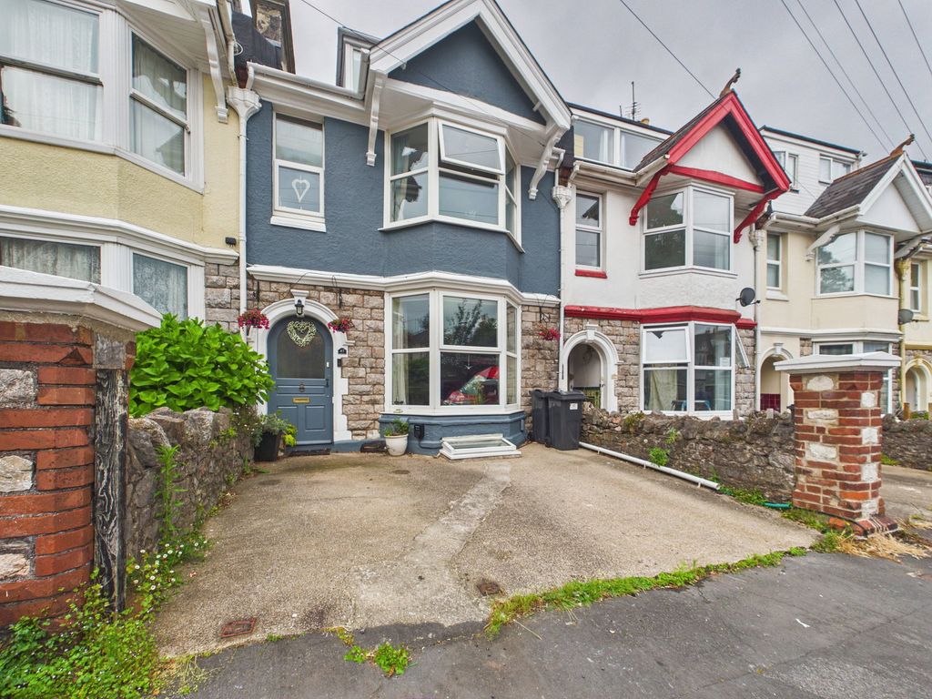 Property photo 1 of 24
